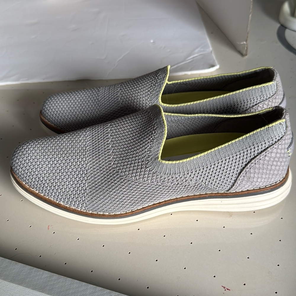 Cole Haan Women's Original Grand Cloudfeel Meridian slip on grey Loafer size 9.5